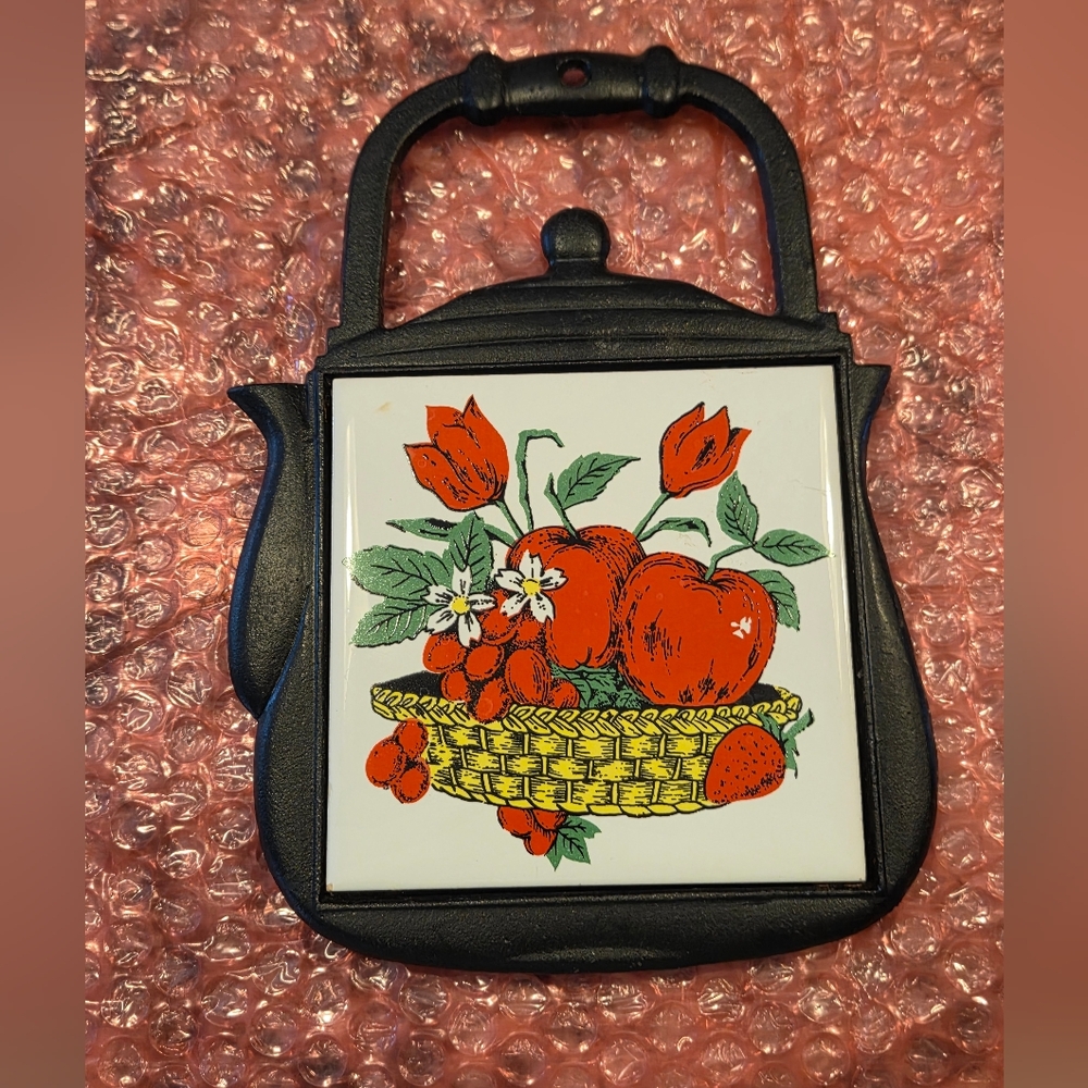 Vintage Apple Strawberry Flowers Tile Cast Iron Tea Pot Trivet Hot Plate Country